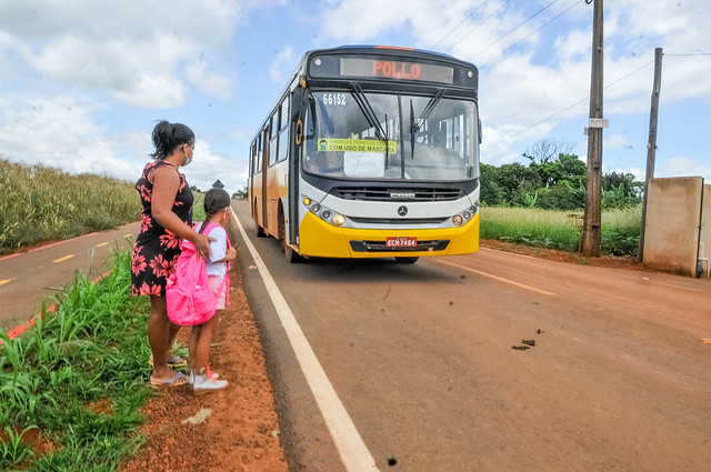 Caminho das Escolas leva 50 km de asfalto à área rural do DF