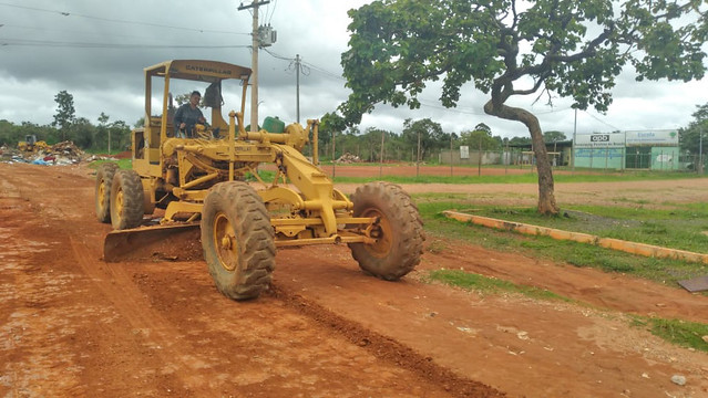 GDF Presente faz manutenção em vias não pavimentadas do Itapoã