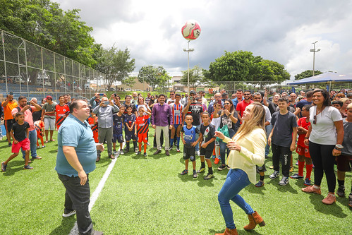 Governo entrega campo sintético e piscinas reformadas em Planaltina