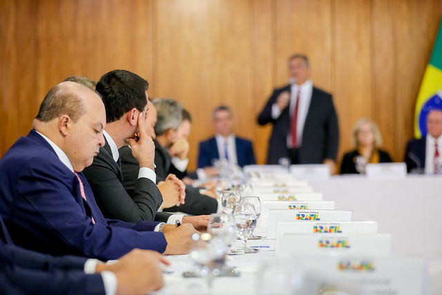 União apresenta medidas de proteção a escolas para governadores e prefeitos