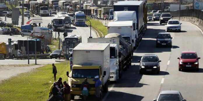 caminhoneiros.jpg