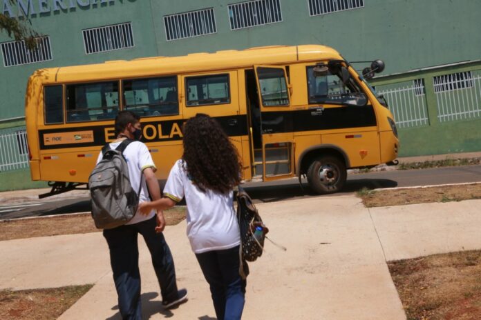 Transporte_Escolar.jpg