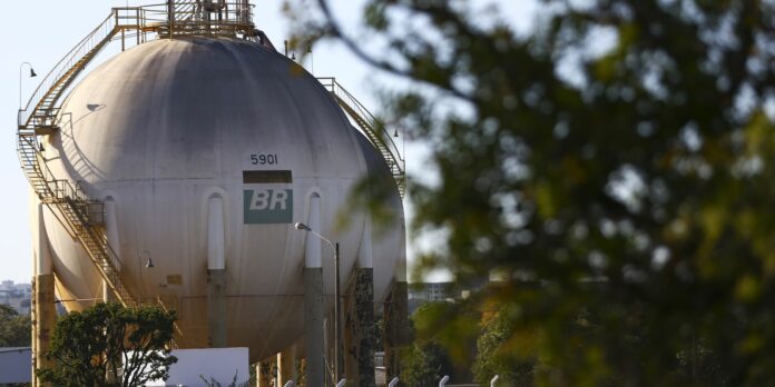 combustiveis_mcamgo_abr_050720211818-3.jpg