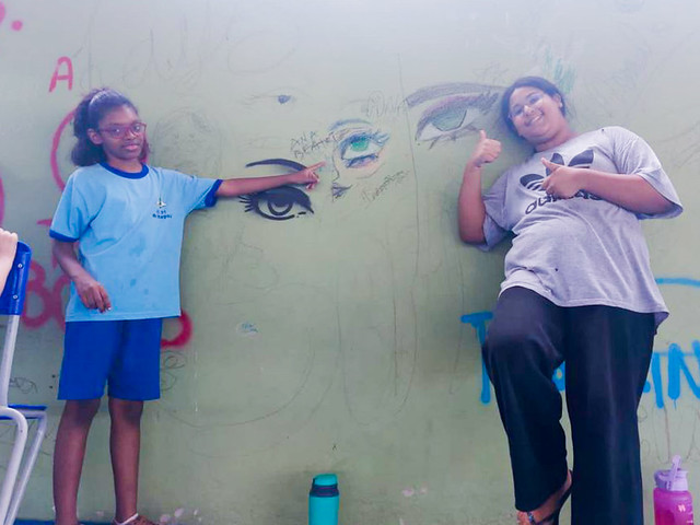 Escolas públicas do DF recebem oficinas de grafite e hip-hop