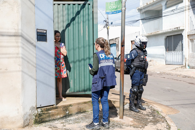 13/03/2024 - GDF e Marinha iniciam parceria de combate à dengue por Arniqueira