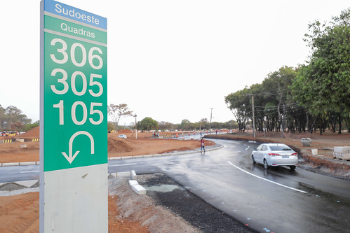 05/09/2024 - Nova rotatória entre Octogonal e Sudoeste é liberada e garante mais fluidez no trânsito