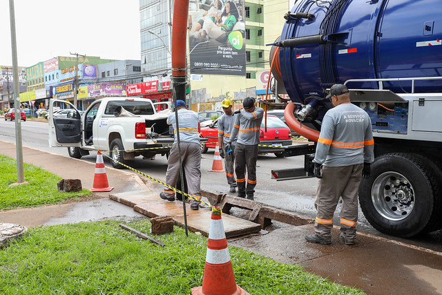 04/01/2025 - Modernizado, sistema de limpeza de galerias pluviais do DF retira 94 mil toneladas de lixo em 10 meses