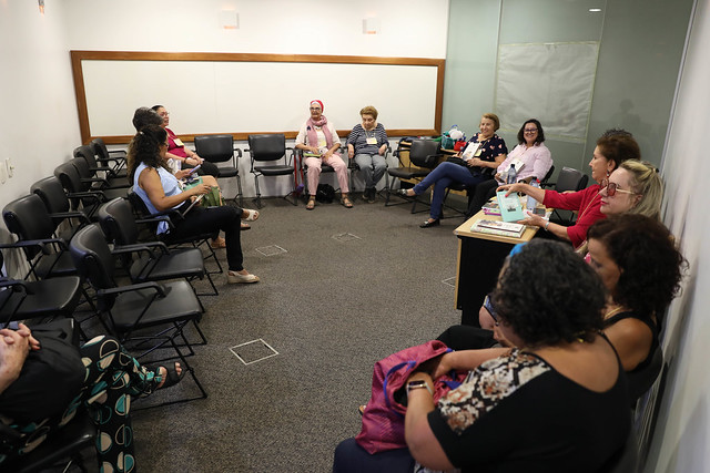 06/03/2025 - Clube de leitura na Biblioteca Nacional de Brasília promove inclusão e interação do público 60+