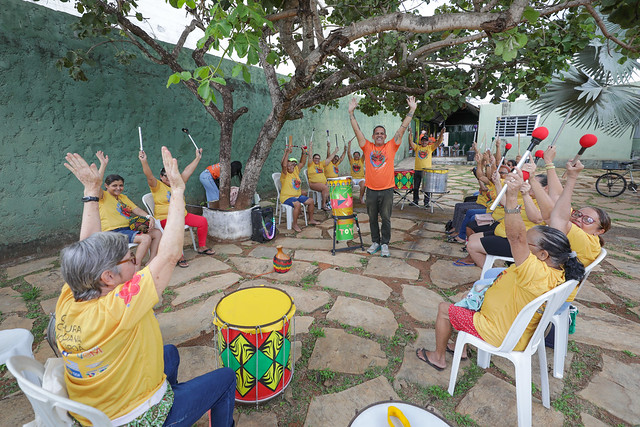 22/03/2025 - Arte Brasil leva oficinas gratuitas para mulheres do Itapoã e fortalece laços na comunidade